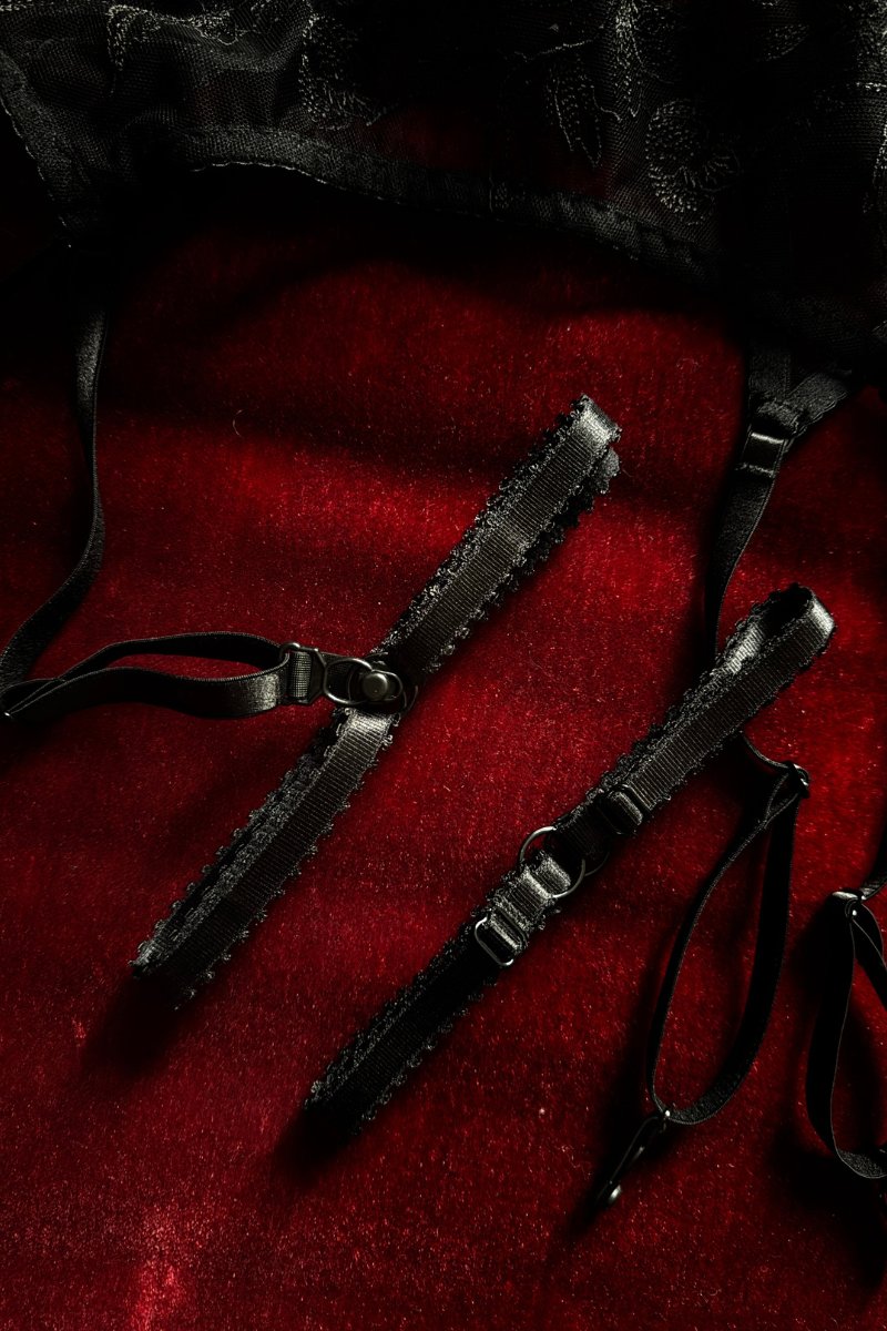 Elastics around the leg "Black"